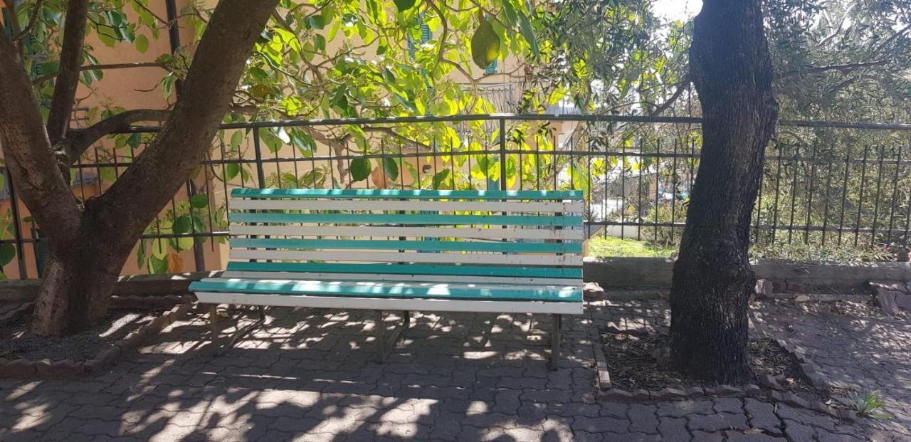 Casa Fiorenza Parcheggio Privato Сан Ремо Екстериор снимка