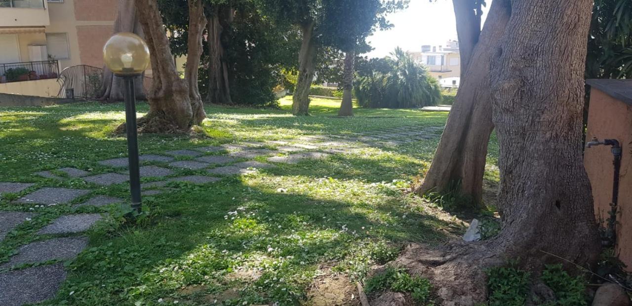 Casa Fiorenza Parcheggio Privato Сан Ремо Екстериор снимка